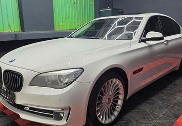 BMW 750 207.000 km 14.990 &euro; Bochum 44795