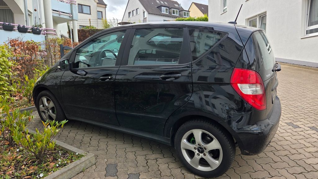 Mercedes-Benz A 180 167.000 km 4.000 &euro; Herne 44651