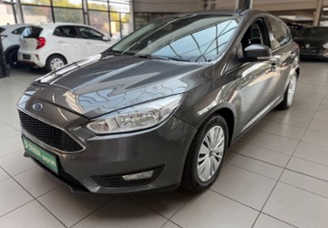 Ford Focus 156.000 km 9.890 &euro; Bottrop 46236