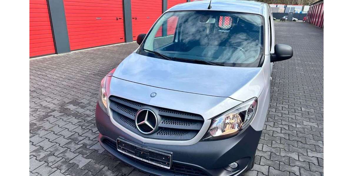 Mercedes-Benz Citan 131.816 km 10.200 &euro; Oberhausen 46145