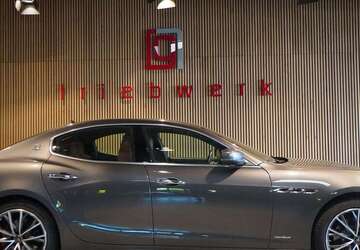 Maserati Ghibli 70.000 km 44.941 &euro; Duisburg 47228