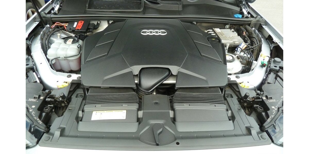 Audi Q7 55e TFSI Quattro Leder Matrix Panorama Air 170.000 km 34.900 &euro; Ratingen 40885