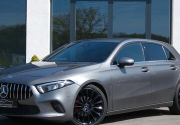 Mercedes-Benz A 180 144.456 km 18.450 &euro; Bochum 44807