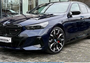 BMW i5 7.691 km 66.830 &euro; Mülheim 45472