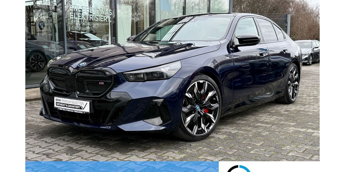 BMW i5 7.691 km 66.830 &euro; Mülheim 45472