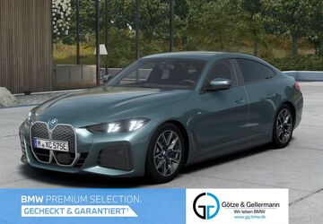 BMW i4 24.543 km 51.850 &euro; Mülheim 45472