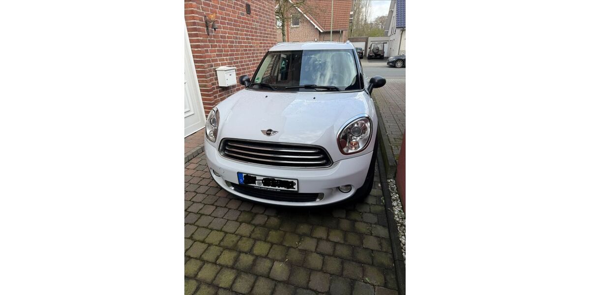 Mini One D Countryman 165.700 km 6.400 &euro; Duisburg 47178