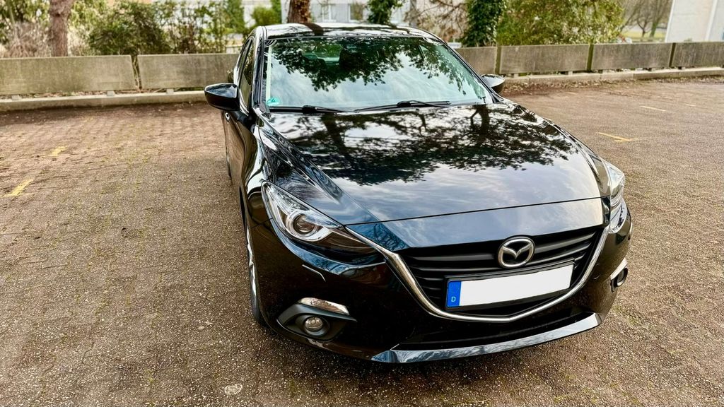 Mazda 3 141.000 km 8.888 &euro; Bochum 44787