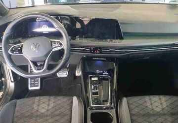 VW Golf 15.820 km 26.890 &euro; Duisburg 47178