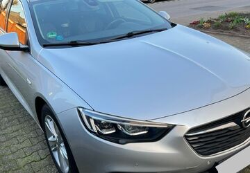 Opel Insignia 55.000 km 15.499 &euro; Bottrop 46240