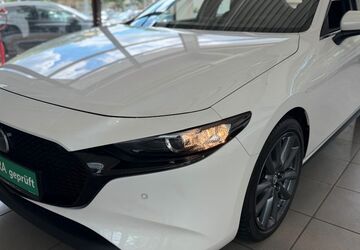 Mazda 3 45.873 km 18.890 &euro; Bottrop 46236