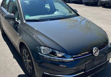 VW Golf 99.000 km 13.699 &euro; Recklinghausen 45663