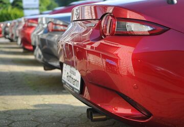 Mazda MX-5 19.995 km 29.800 &euro; Oberhausen 46149