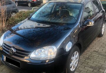 VW Golf 178.000 km 2.000 &euro; Essen 45145