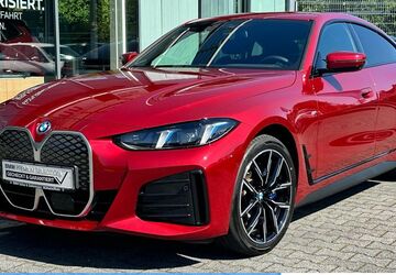 BMW i4 23.870 km 49.950 &euro; Mülheim 45472