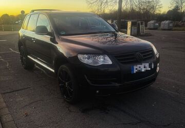VW Touareg 294.000 km 6.500 &euro; Wesel 46487
