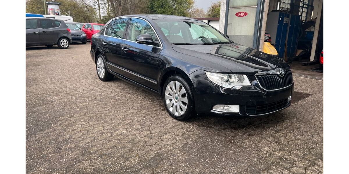 Skoda Superb 320.000 km 3.980 &euro; Essen 45141
