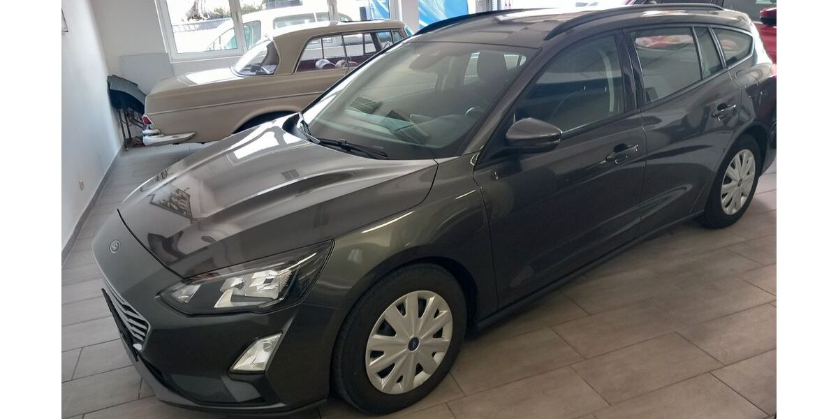 Ford Focus 93.121 km 11.999 &euro; Essen 45279
