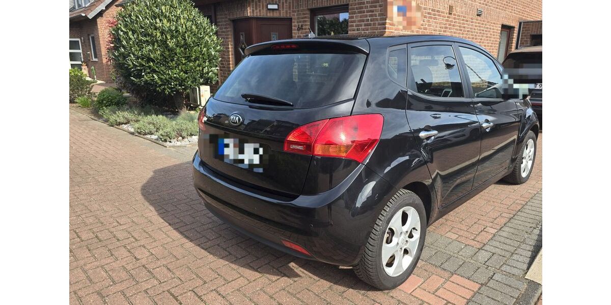 Kia Venga 79.000 km 6.400 &euro; Duisburg 47178