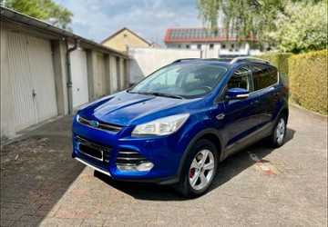 Ford Kuga 168.993 km 9.300 &euro; Bottrop 46240