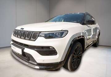 Jeep Compass 22.439 km 25.485 &euro; Gelsenkirchen 45881