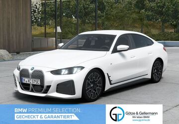 BMW i4 28.314 km 52.530 &euro; Mülheim 45472