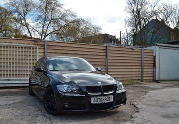 BMW 330 111.000 km 17.480 &euro; Duisburg 47166