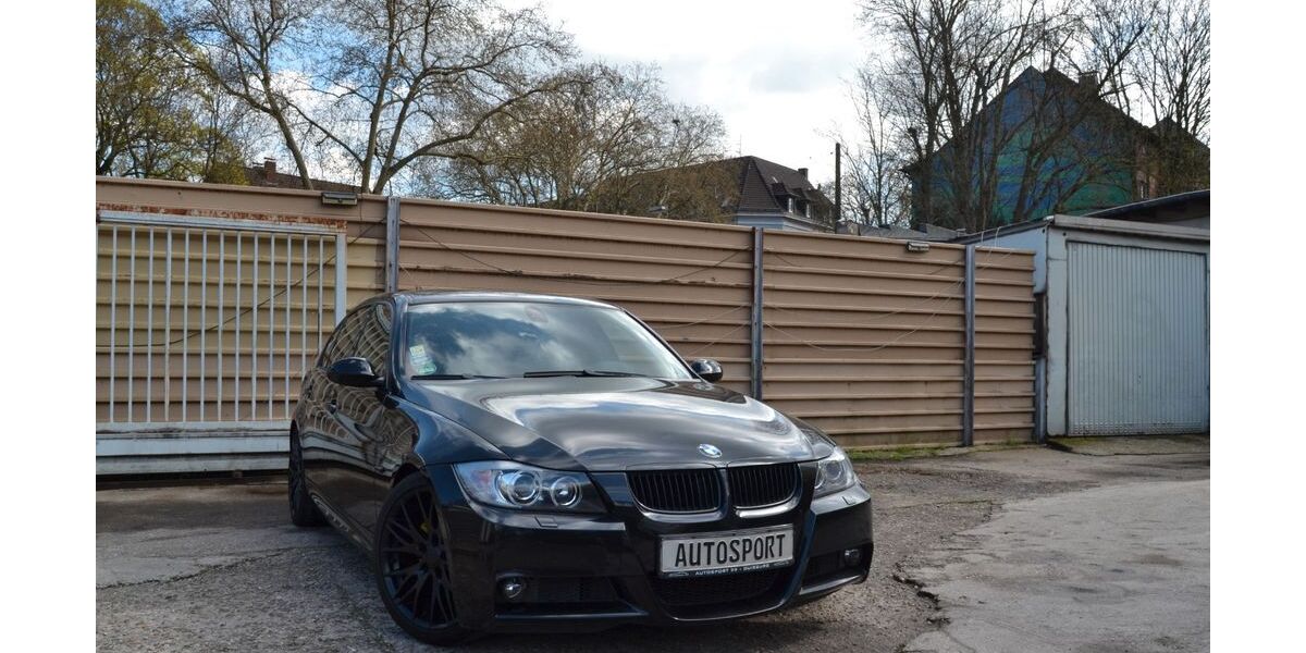 BMW 330 111.000 km 17.480 &euro; Duisburg 47166