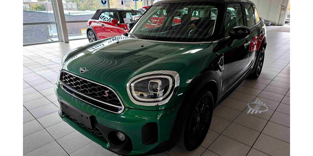 Mini Countryman S (Cooper) 73.000 km 26.880 &euro; Essen 45139