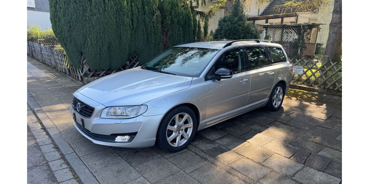 Volvo V70 187.500 km 8.999 &euro; Mülheim an der Ruhr 45475