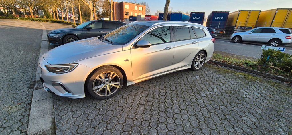 Opel Insignia 88.000 km 21.700 &euro; Dorsten 46282