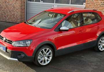 VW Polo 119.987 km 9.949 &euro; Essen 45327