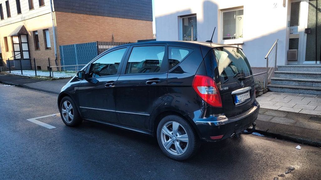 Mercedes-Benz A 180 116.152 km 8.100 &euro; Castrop-Rauxel 44575