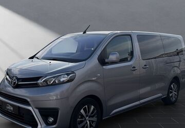 Toyota Proace (Verso) 32.556 km 34.450 &euro; Wesel 46485