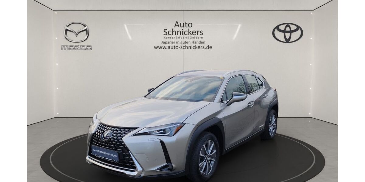 Lexus UX 2.933 km 24.990 &euro; Moers 47441