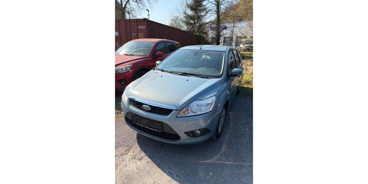 Ford Focus 198.710 km 800 &euro; Essen 45219