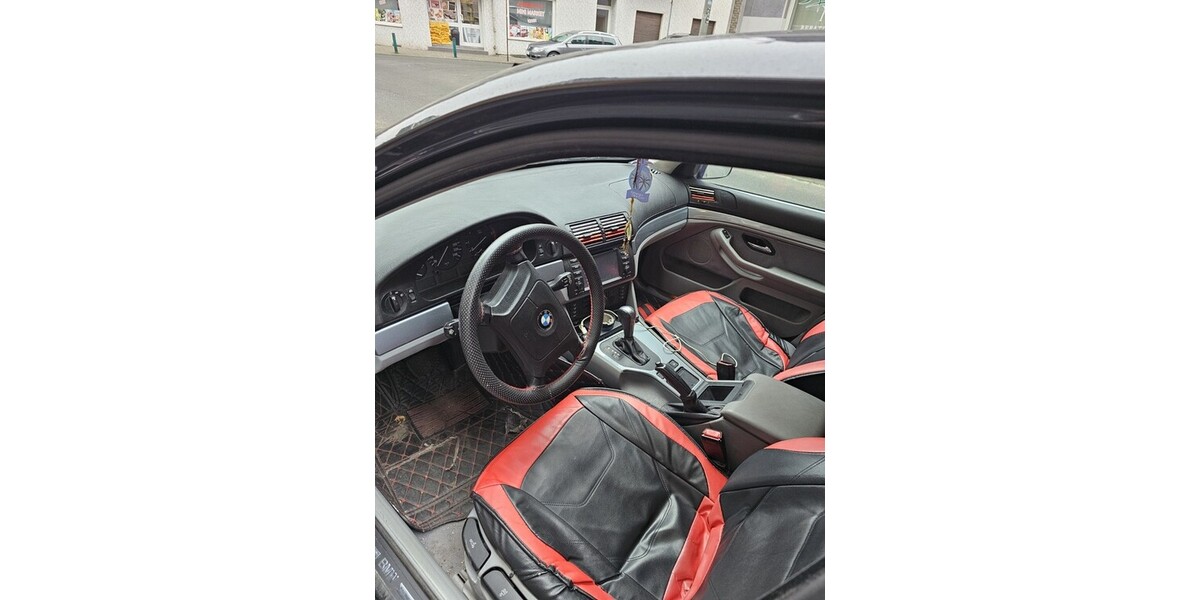 BMW 525 313.000 km 4.200 &euro; Duisburg 47051