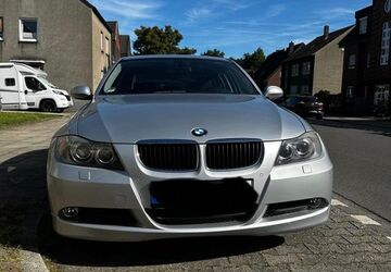 BMW 320 244.000 km 2.500 &euro; Bottrop 46238