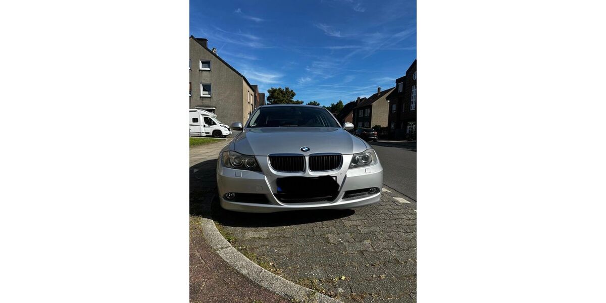 BMW 320 244.000 km 2.500 &euro; Bottrop 46238