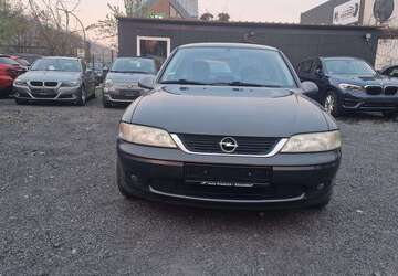 Opel Vectra 134.000 km 1.990 &euro; Bottrop 46238