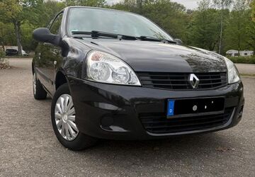 Renault Clio 140.000 km 2.400 &euro; Bochum 44892
