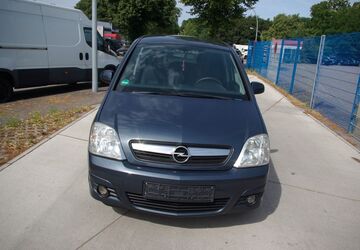Opel Meriva 105.000 km 2.450 &euro; Bottrop 46242