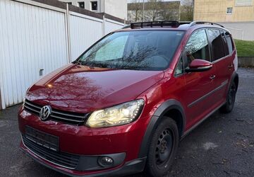 VW Touran 173.330 km 7.990 &euro; Essen 45326