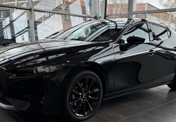 Mazda 3 15.998 km 21.995 &euro; Duisburg 47166