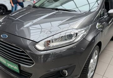 Ford Fiesta 88.000 km 8.890 &euro; Bottrop 46236