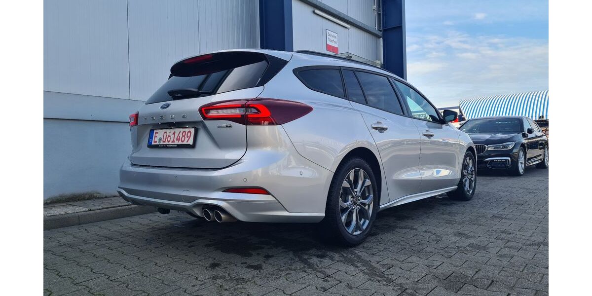 Ford Focus 6.800 km 19.200 &euro; Essen 45276