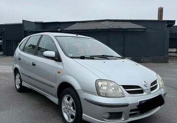 Nissan Almera Tino 143.450 km 1.950 &euro; Velbert 42551