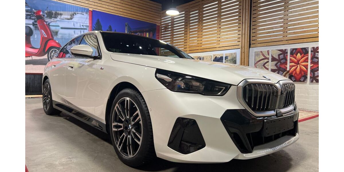 BMW 520 25.176 km 51.550 &euro; Oberhausen 46149