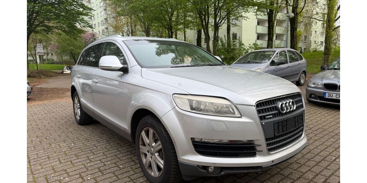 Audi Q7 319.544 km 2.990 &euro; Duisburg 47138