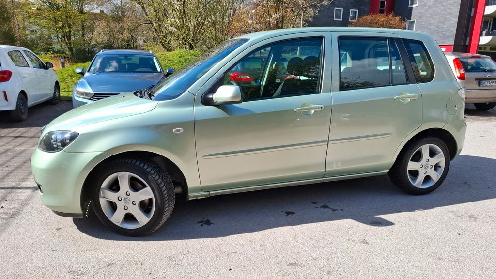 Mazda 2 105.200 km 3.999 &euro; Bochum 44879